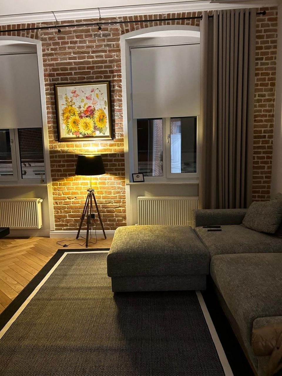 Seveneleven Apartments Chernivtsi Luaran gambar